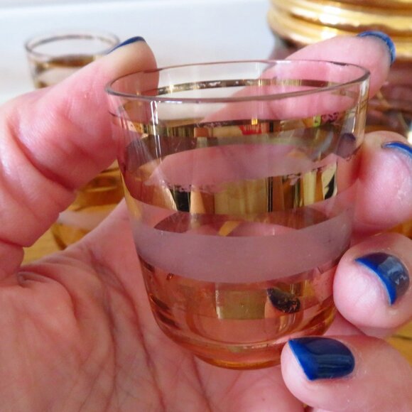 Vintage 1940 handblown Empoli glass liqueur carafe ,amethyst glass plus 5 shot - Picture 7 of 13